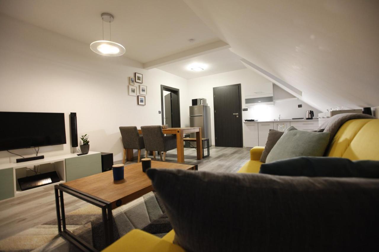 וורצ'לאבי Apartman Peklo מראה חיצוני תמונה