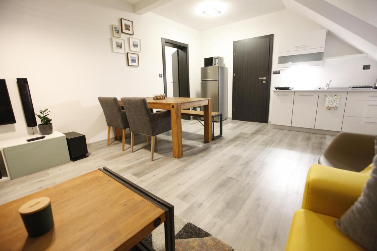 וורצ'לאבי Apartman Peklo מראה חיצוני תמונה